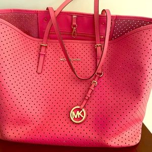 Michael Kors tote